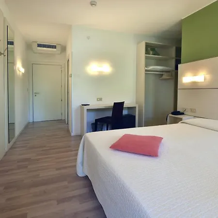 Hotel Meuble Nazionale 4*